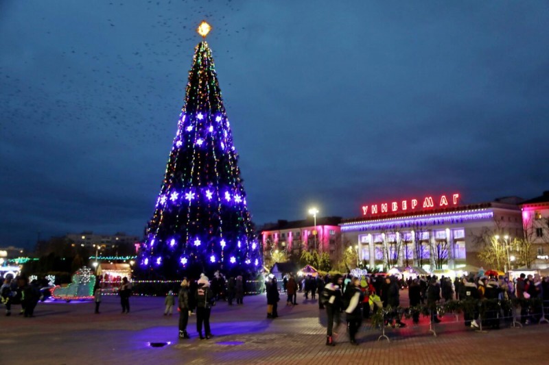 Какие рейсы городских автобусов и троллейбусов будут отменены в Бобруйске 31 декабря и 1 января.
